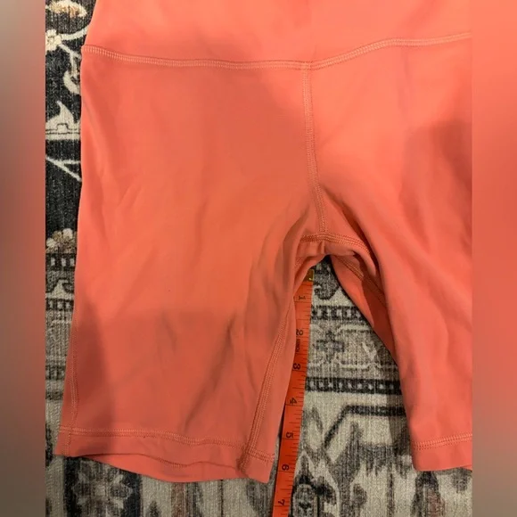 Lululemon Bike Short, size 6 in pink - Picture 4 of 5